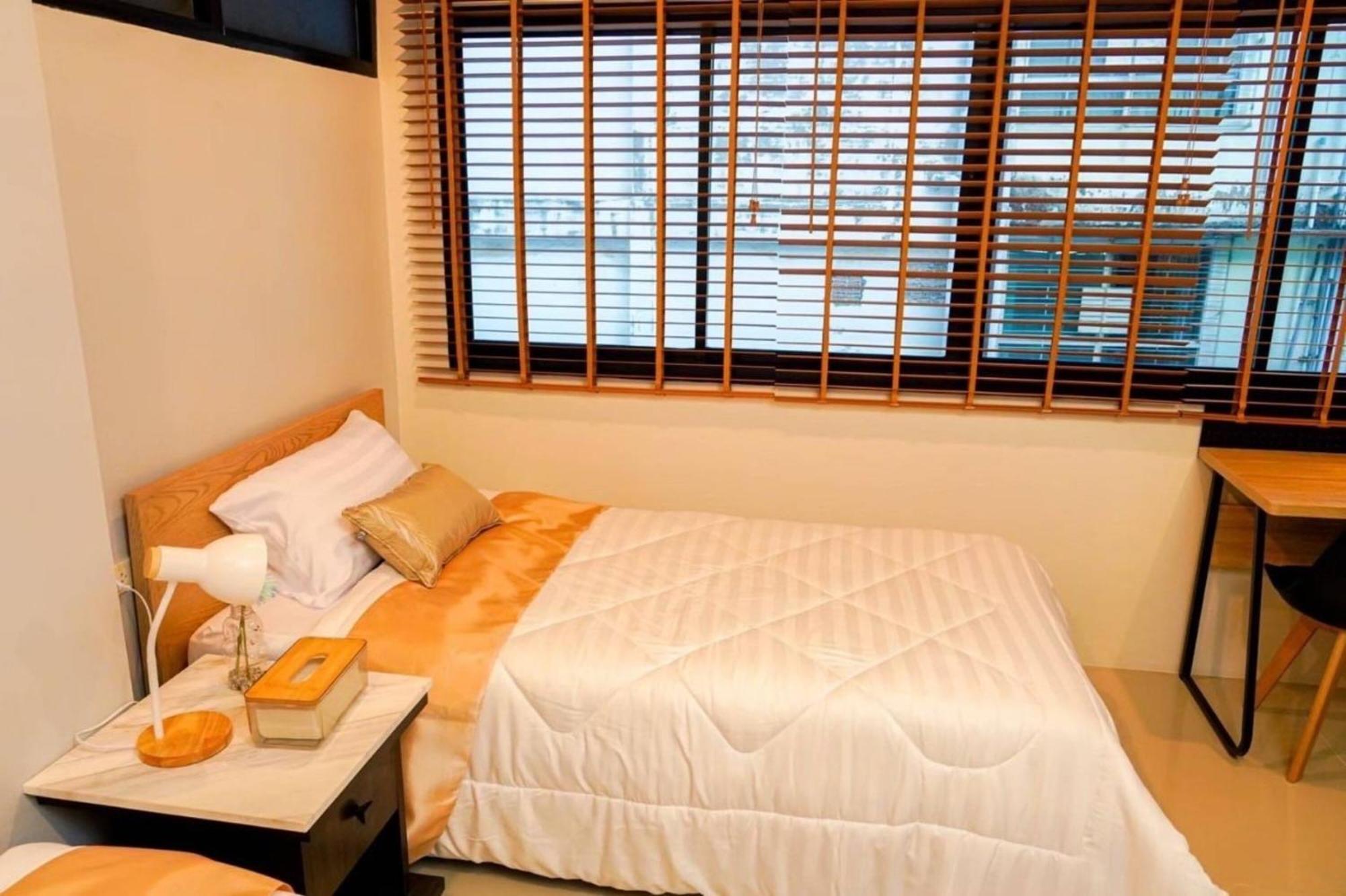 Bnb98 Silom Khách sạn