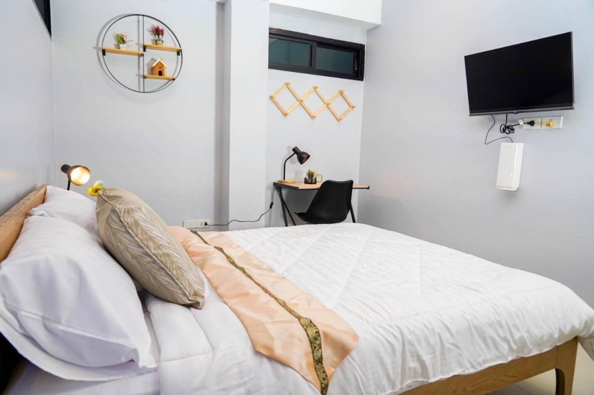 Khách sạn Bnb98 Silom 3*